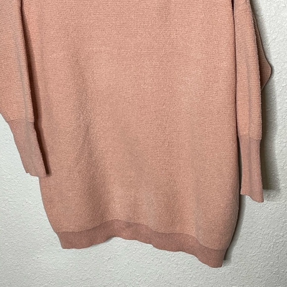 Black Tape Light Dusty Rose Sweater Sz Oversized Small - Picture 4 of 7